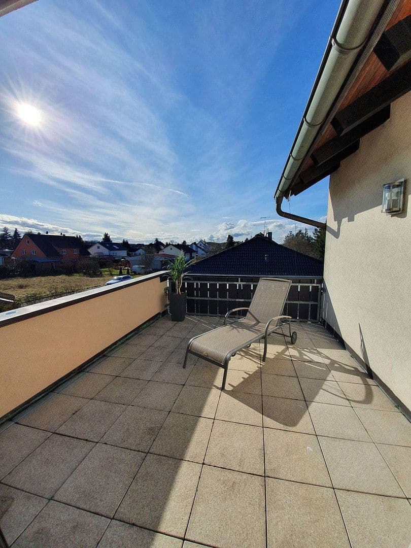 Pronájem bytu 3+1 90 m², Großenseebach, Bavorsko Pronájem bytu 3+1 90 m², Großenseebach, Bavorsko