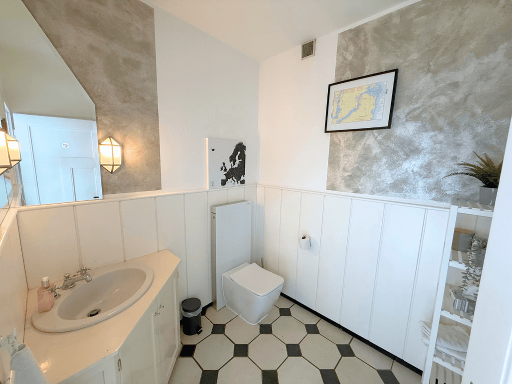 Prodej domu 400 m², pozemek 1.684 m², Bienenbüttel, Dolní Sasko Prodej domu 400 m², pozemek 1.684 m², Bienenbüttel, Dolní Sasko