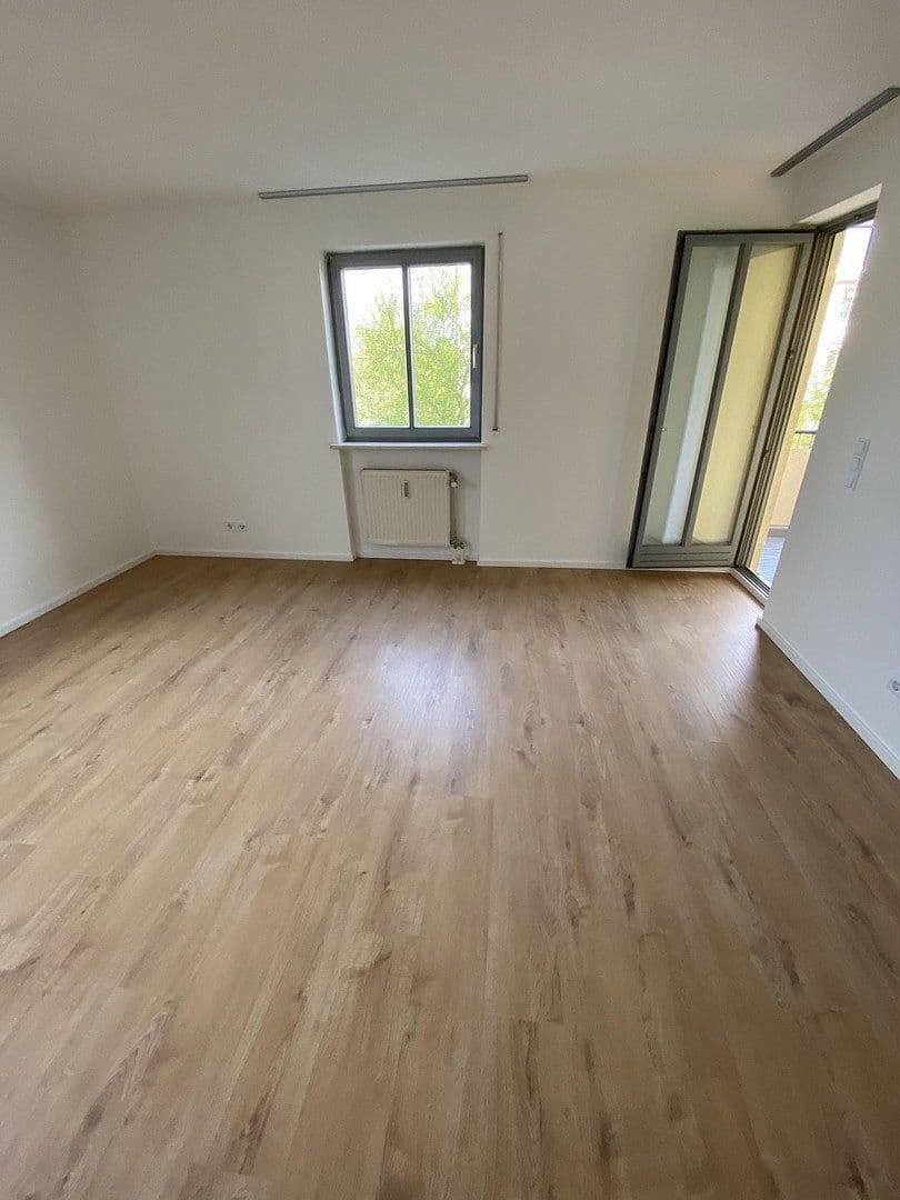 Prodej bytu 2+1 56 m², Cusanusstr. 36, Ingolstadt, Bavorsko Prodej bytu 2+1 56 m², Cusanusstr. 36, Ingolstadt, Bavorsko