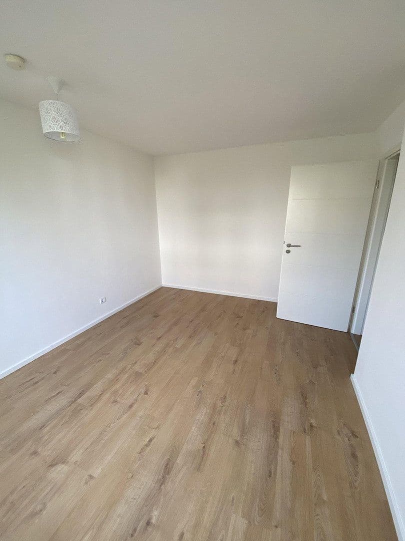 Prodej bytu 2+1 56 m², Cusanusstr. 36, Ingolstadt, Bavorsko Prodej bytu 2+1 56 m², Cusanusstr. 36, Ingolstadt, Bavorsko