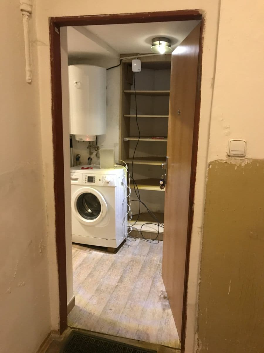 Pronájem bytu 2+kk 43 m², Kolínská, Praha, Praha Pronájem bytu 2+kk 43 m², Kolínská, Praha, Praha