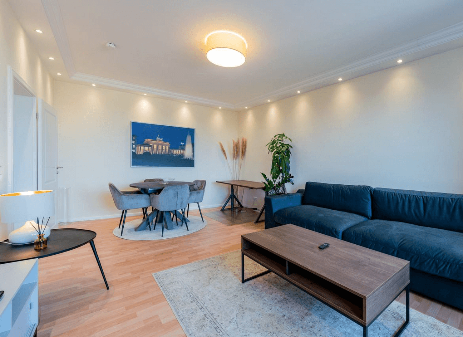 Prodej bytu 2+1 61 m², Berlin, Berlín Prodej bytu 2+1 61 m², Berlin, Berlín