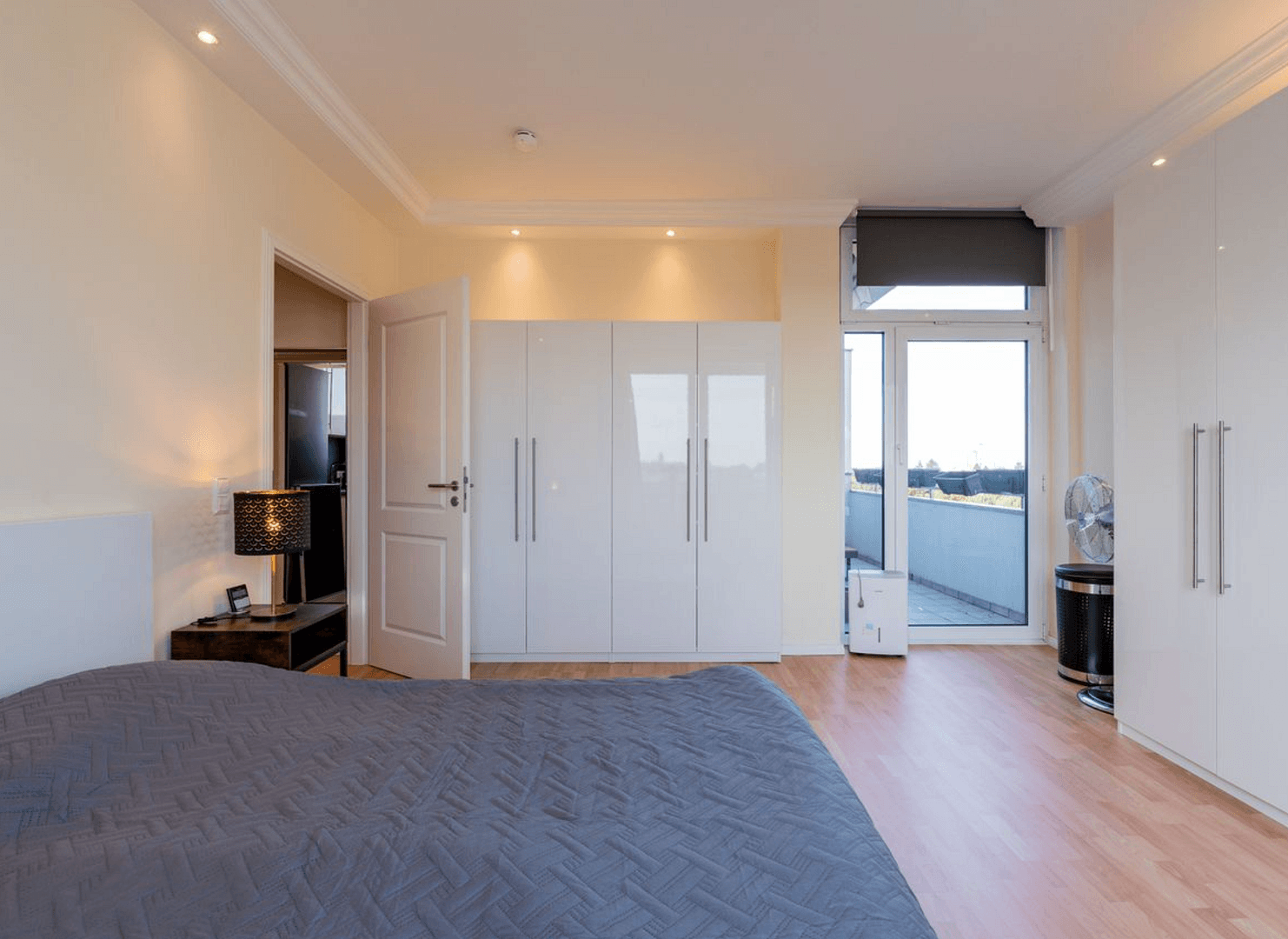 Prodej bytu 2+1 61 m², Berlin, Berlín Prodej bytu 2+1 61 m², Berlin, Berlín