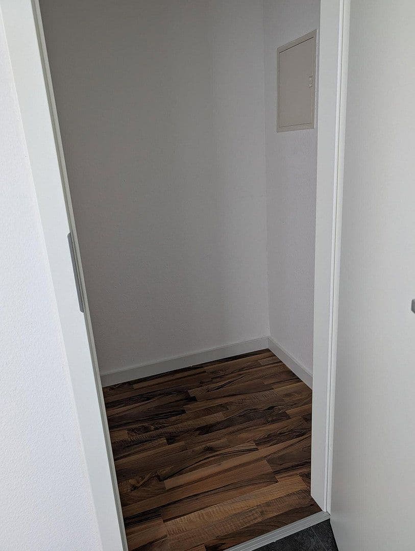 Pronájem bytu 2+1 55 m², Goethestraße 17 A, Offenbach am Main, Hessen Pronájem bytu 2+1 55 m², Goethestraße 17 A, Offenbach am Main, Hessen