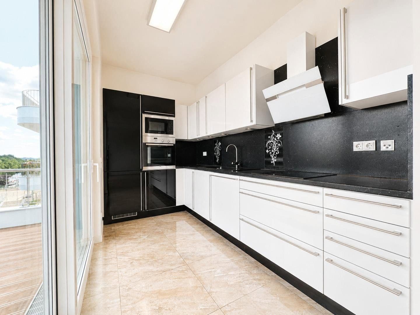 Prodej bytu 3+1 87 m², Zum Großen Zernsee 4D, Werder (Havel), Braniborsko Prodej bytu 3+1 87 m², Zum Großen Zernsee 4D, Werder (Havel), Braniborsko