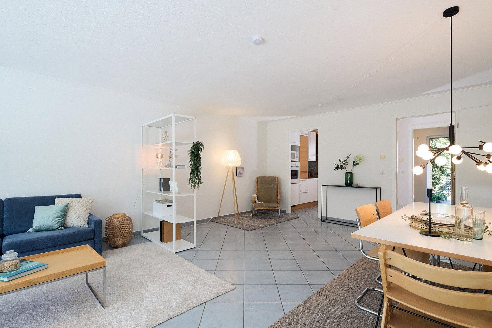 Prodej bytu 4+1 125 m², Luise-Kiesselbach-Str. 60, Erlangen, Bavorsko Prodej bytu 4+1 125 m², Luise-Kiesselbach-Str. 60, Erlangen, Bavorsko