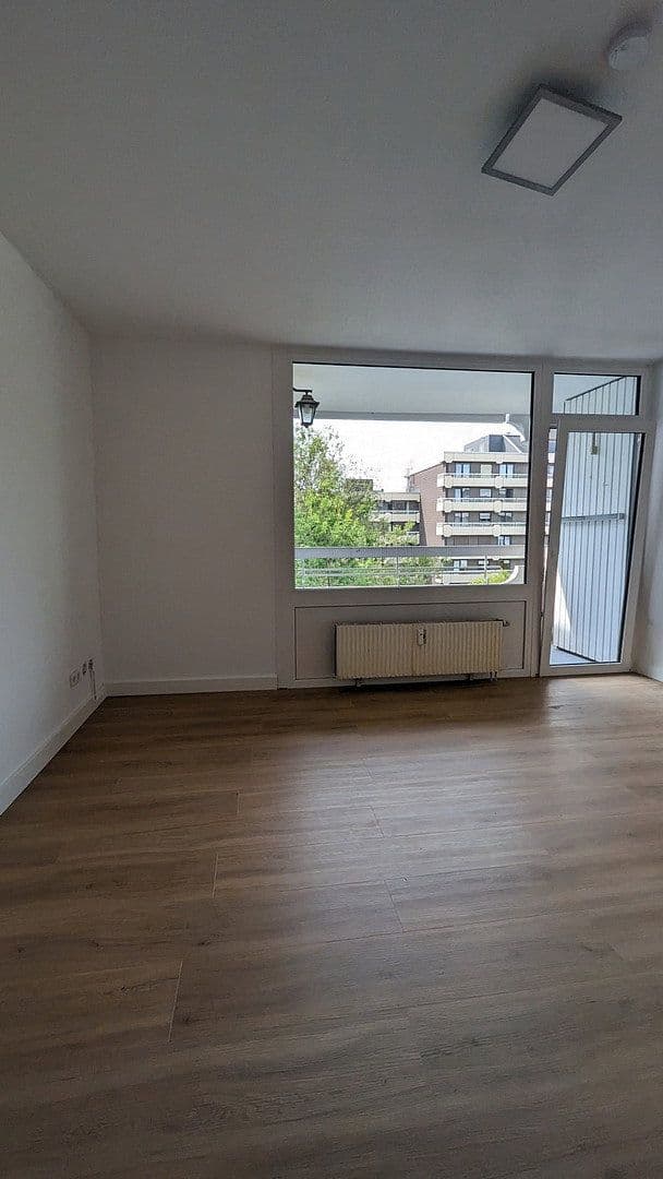 Pronájem bytu 1+1 32 m², Strippchens Hof 25, Mülheim an der Ruhr, Severní Porýní-Vestfálsko Pronájem bytu 1+1 32 m², Strippchens Hof 25, Mülheim an der Ruhr, Severní Porýní-Vestfálsko