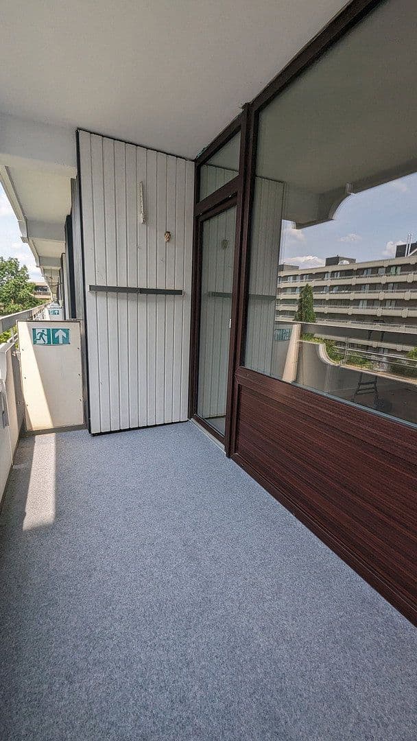 Pronájem bytu 1+1 32 m², Strippchens Hof 25, Mülheim an der Ruhr, Severní Porýní-Vestfálsko Pronájem bytu 1+1 32 m², Strippchens Hof 25, Mülheim an der Ruhr, Severní Porýní-Vestfálsko