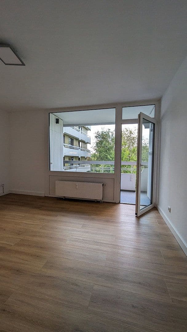 Pronájem bytu 1+1 32 m², Strippchens Hof 25, Mülheim an der Ruhr, Severní Porýní-Vestfálsko Pronájem bytu 1+1 32 m², Strippchens Hof 25, Mülheim an der Ruhr, Severní Porýní-Vestfálsko