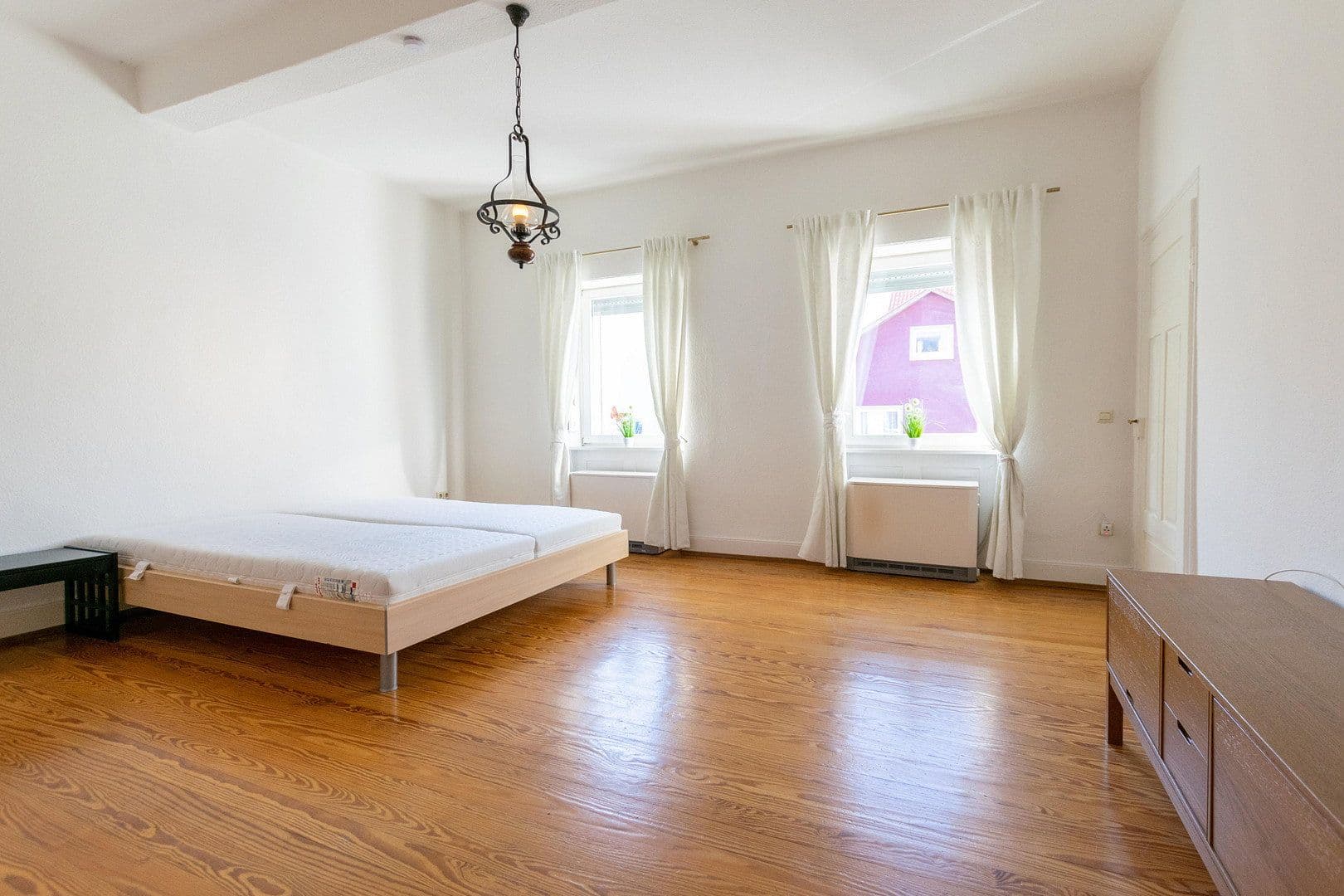 Pronájem bytu 3+1 85 m², Hauptstraße 125, Wiesloch, Bádensko-Württembersko Pronájem bytu 3+1 85 m², Hauptstraße 125, Wiesloch, Bádensko-Württembersko