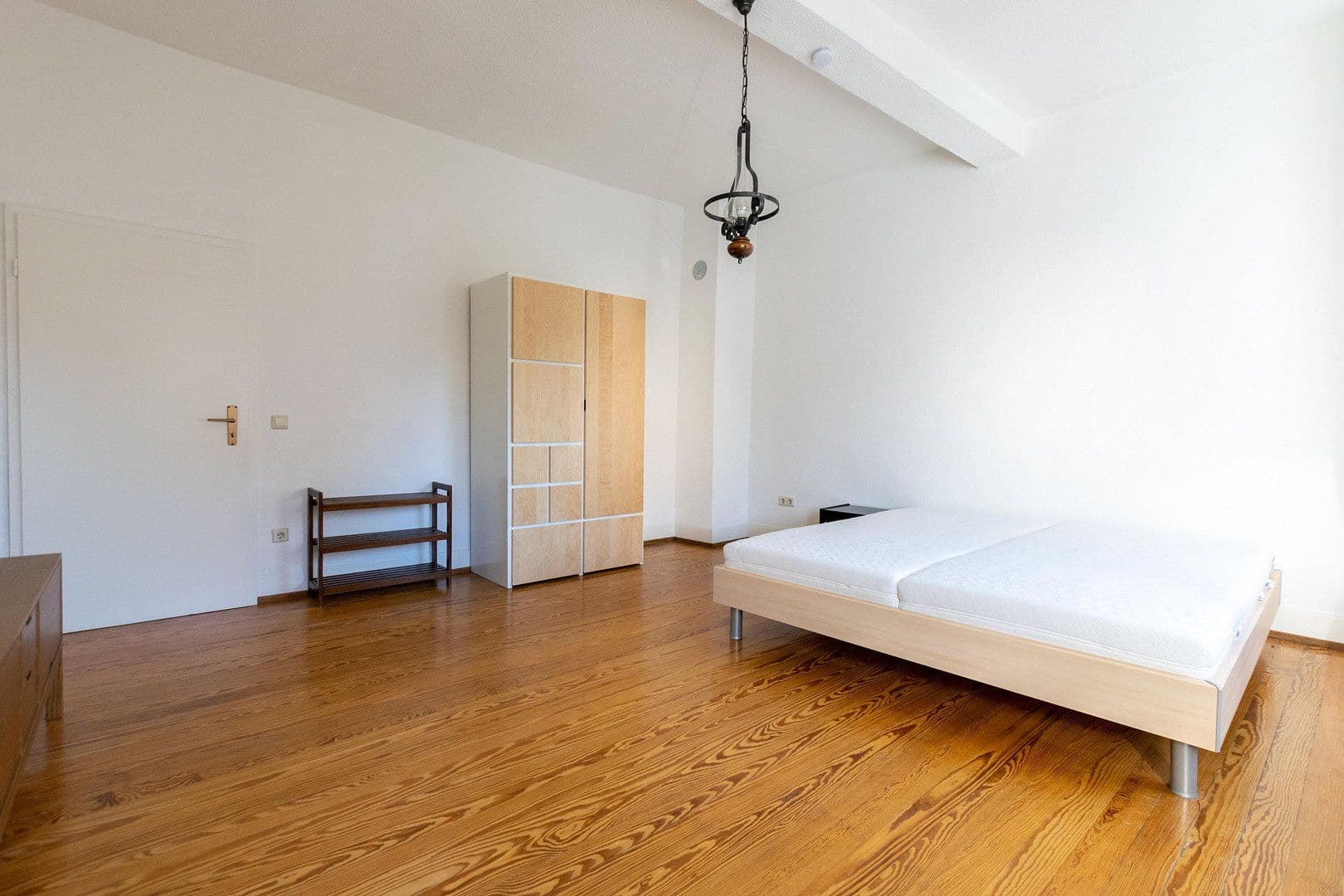 Pronájem bytu 3+1 85 m², Hauptstraße 125, Wiesloch, Bádensko-Württembersko Pronájem bytu 3+1 85 m², Hauptstraße 125, Wiesloch, Bádensko-Württembersko