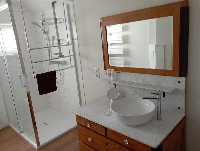 Prodej domu 145 m², pozemek 1.113 m², Katlenburg-Lindau, Dolní Sasko Prodej domu 145 m², pozemek 1.113 m², Katlenburg-Lindau, Dolní Sasko
