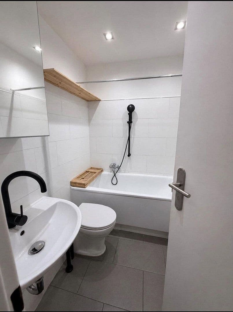 Prodej bytu 1+kk 45 m², Halbergstraße 39, Ludwigshafen am Rhein, Porýní-Falc Prodej bytu 1+kk 45 m², Halbergstraße 39, Ludwigshafen am Rhein, Porýní-Falc