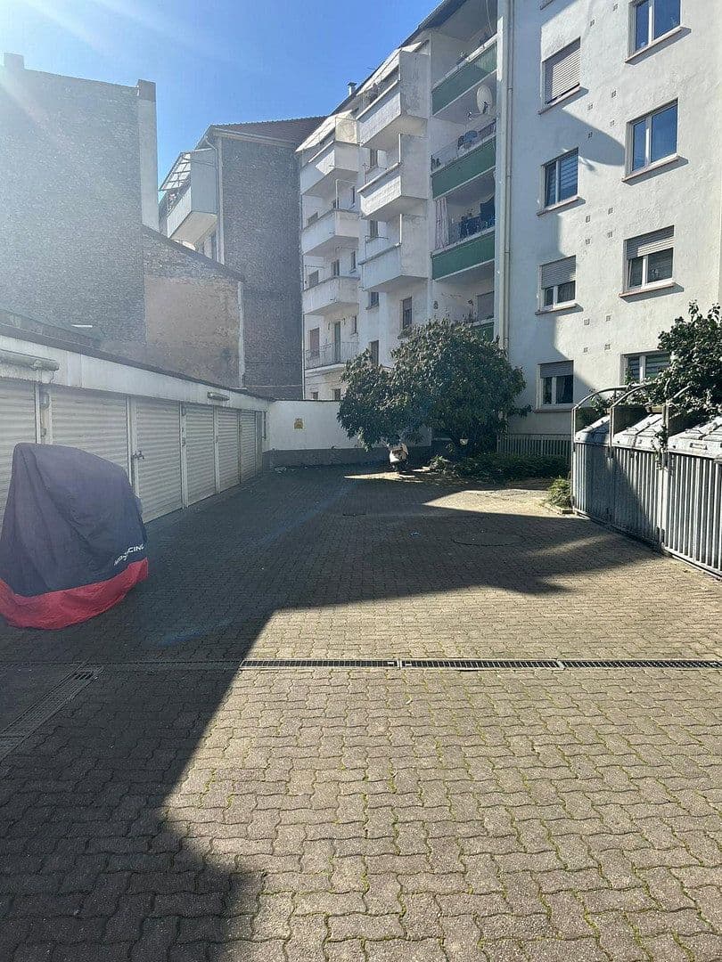 Prodej bytu 1+kk 45 m², Halbergstraße 39, Ludwigshafen am Rhein, Porýní-Falc Prodej bytu 1+kk 45 m², Halbergstraße 39, Ludwigshafen am Rhein, Porýní-Falc