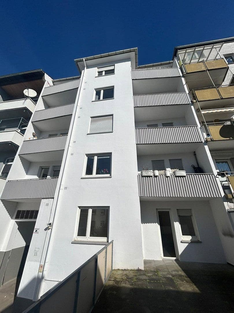 Prodej bytu 1+kk 45 m², Halbergstraße 39, Ludwigshafen am Rhein, Porýní-Falc Prodej bytu 1+kk 45 m², Halbergstraße 39, Ludwigshafen am Rhein, Porýní-Falc