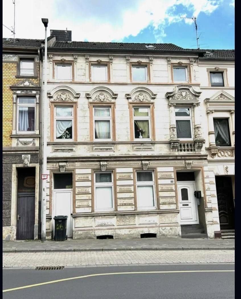 Prodej domu 200 m², pozemek 404 m², Kölner Straße 22, Mönchengladbach, Severní Porýní-Vestfálsko Prodej domu 200 m², pozemek 404 m², Kölner Straße 22, Mönchengladbach, Severní Porýní-Vestfálsko