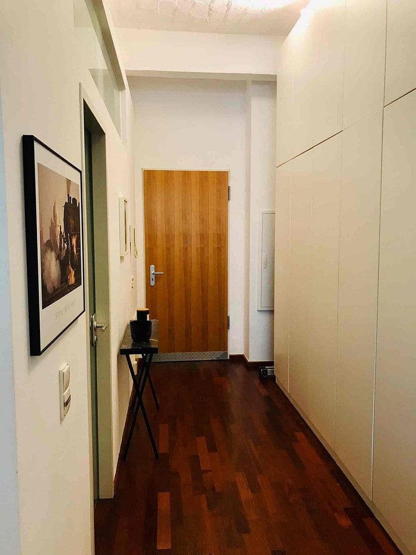 Prodej bytu 1+1 70 m², Berlin, Berlín Prodej bytu 1+1 70 m², Berlin, Berlín