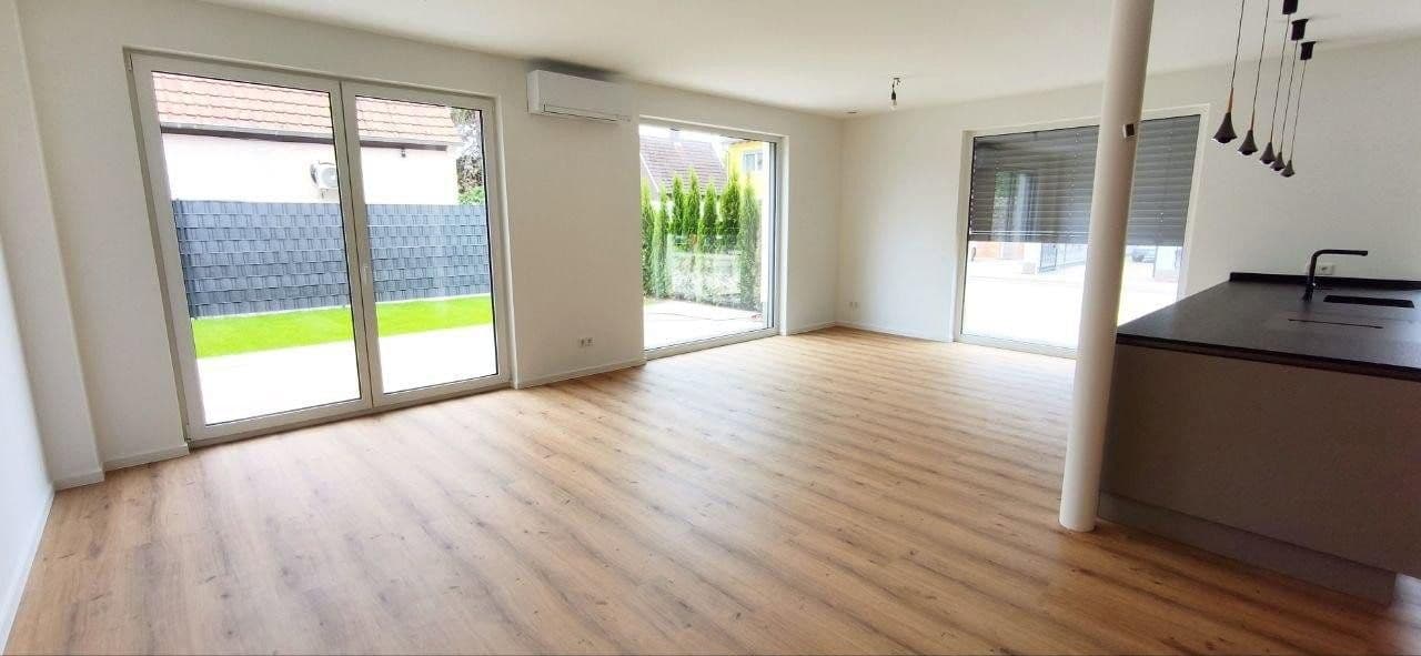 Prodej domu 150 m², pozemek 160 m², Akazienweg 12, Speyer, Porýní-Falc Prodej domu 150 m², pozemek 160 m², Akazienweg 12, Speyer, Porýní-Falc
