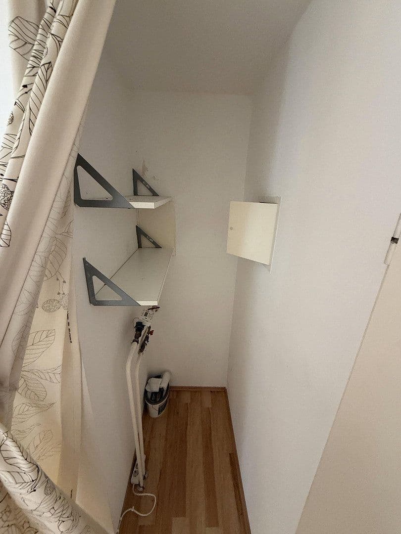 Pronájem bytu 2+1 54 m², Schöpfstraße 9, Nürnberg, Bavorsko Pronájem bytu 2+1 54 m², Schöpfstraße 9, Nürnberg, Bavorsko
