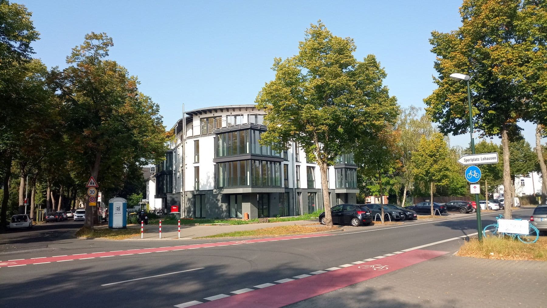 Pronájem bytu 3+kk 73 m², Lantzalle 1, Düsseldorf, Severní Porýní-Vestfálsko Pronájem bytu 3+kk 73 m², Lantzalle 1, Düsseldorf, Severní Porýní-Vestfálsko