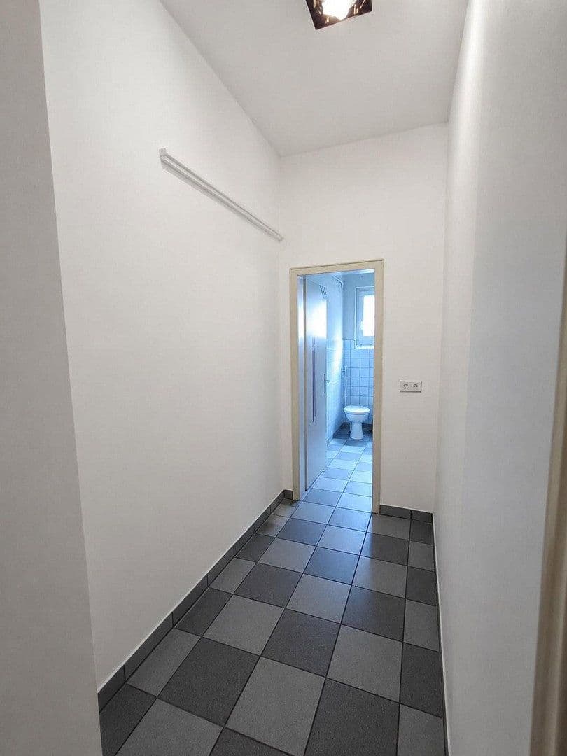 Pronájem nebytového prostoru 40 m², Berlinerplatz 9, Halver, Severní Porýní-Vestfálsko Pronájem nebytového prostoru 40 m², Berlinerplatz 9, Halver, Severní Porýní-Vestfálsko