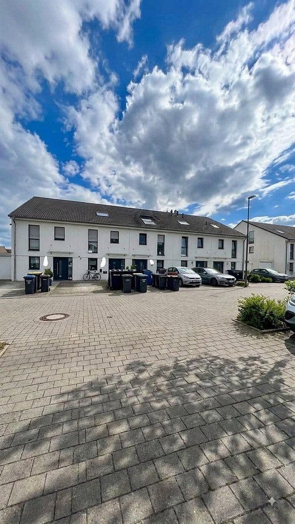 Prodej domu 132 m², pozemek 157 m², Gießen, Hessen Prodej domu 132 m², pozemek 157 m², Gießen, Hessen