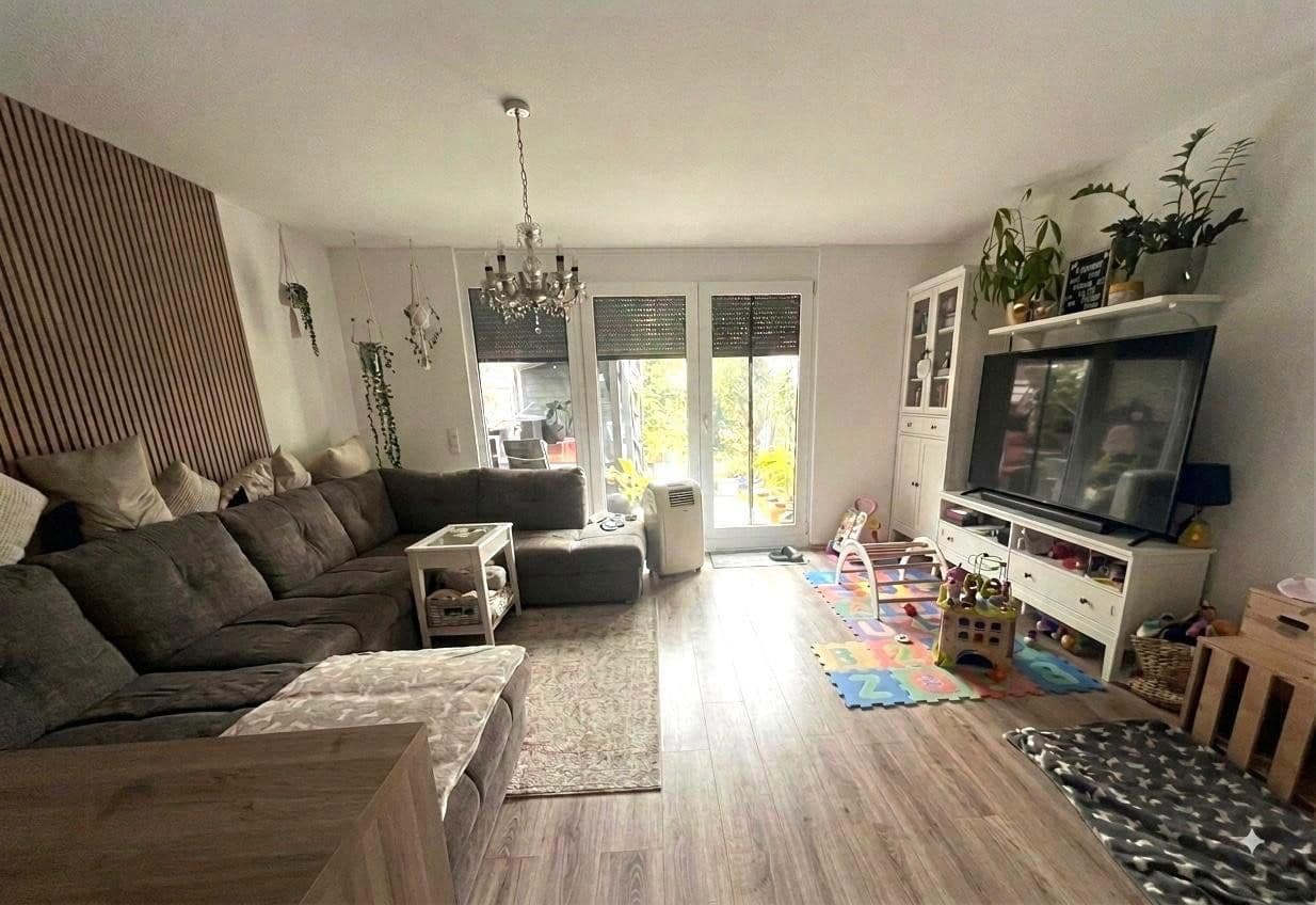 Prodej domu 132 m², pozemek 157 m², Gießen, Hessen Prodej domu 132 m², pozemek 157 m², Gießen, Hessen