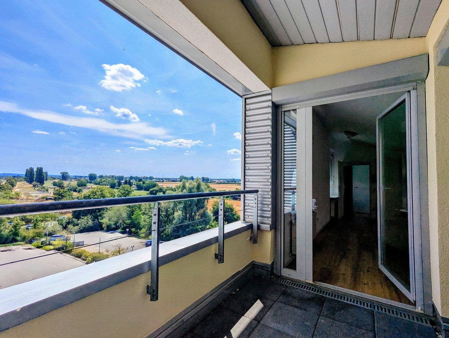 Prodej bytu 2+1 56 m², Reilinger Straße 2, Hockenheim, Bádensko-Württembersko Prodej bytu 2+1 56 m², Reilinger Straße 2, Hockenheim, Bádensko-Württembersko