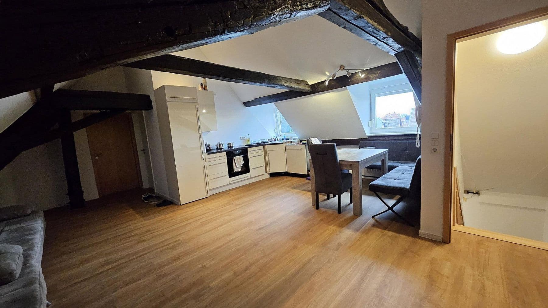 Pronájem bytu 2+1 170 m², Langen, Hessen Pronájem bytu 2+1 170 m², Langen, Hessen