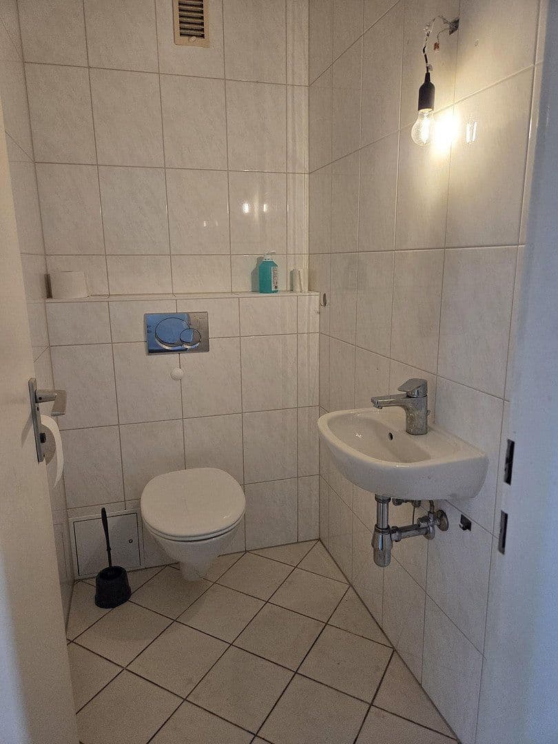 Pronájem bytu 2+1 86 m², Neumannstraße 40, Fürth, Bavorsko Pronájem bytu 2+1 86 m², Neumannstraße 40, Fürth, Bavorsko