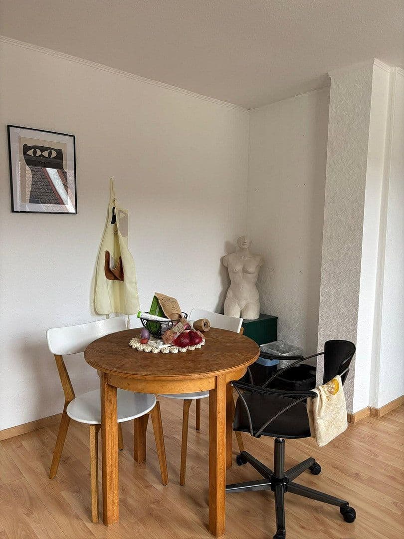 Pronájem bytu 1+1 29 m², Barkhausstraße 60, Darmstadt, Hessen Pronájem bytu 1+1 29 m², Barkhausstraße 60, Darmstadt, Hessen