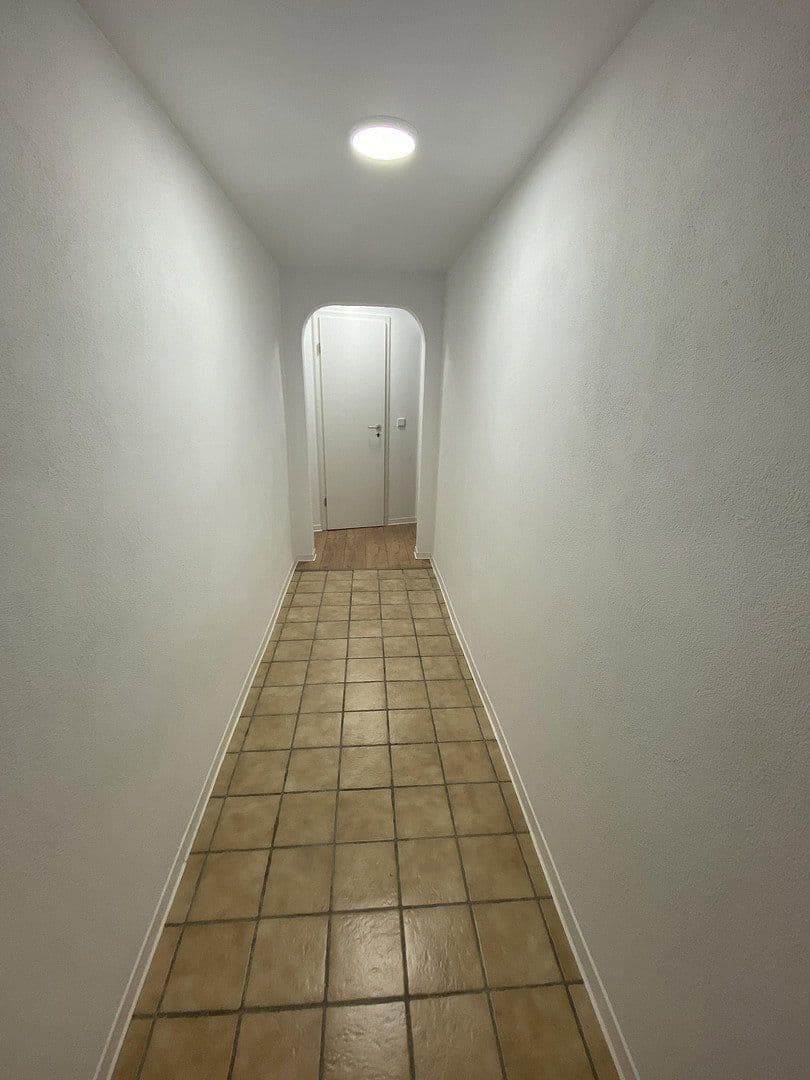 Pronájem bytu 1+1 24 m², Mannheim, Bádensko-Württembersko Pronájem bytu 1+1 24 m², Mannheim, Bádensko-Württembersko
