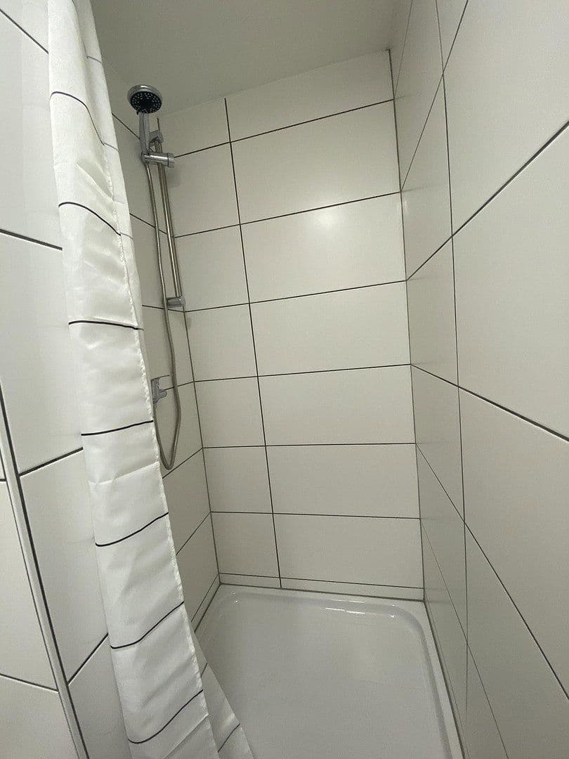 Pronájem bytu 1+1 24 m², Mannheim, Bádensko-Württembersko Pronájem bytu 1+1 24 m², Mannheim, Bádensko-Württembersko
