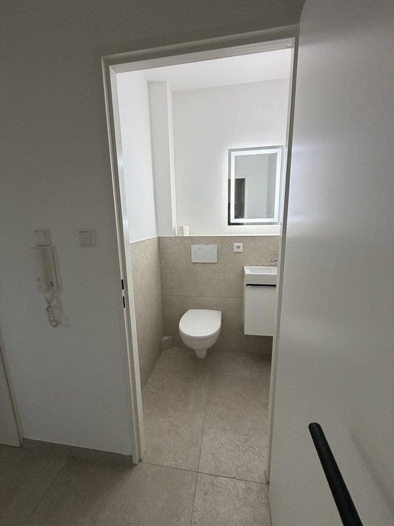 Pronájem bytu 2+1 69 m², Erlangen, Bavorsko Pronájem bytu 2+1 69 m², Erlangen, Bavorsko