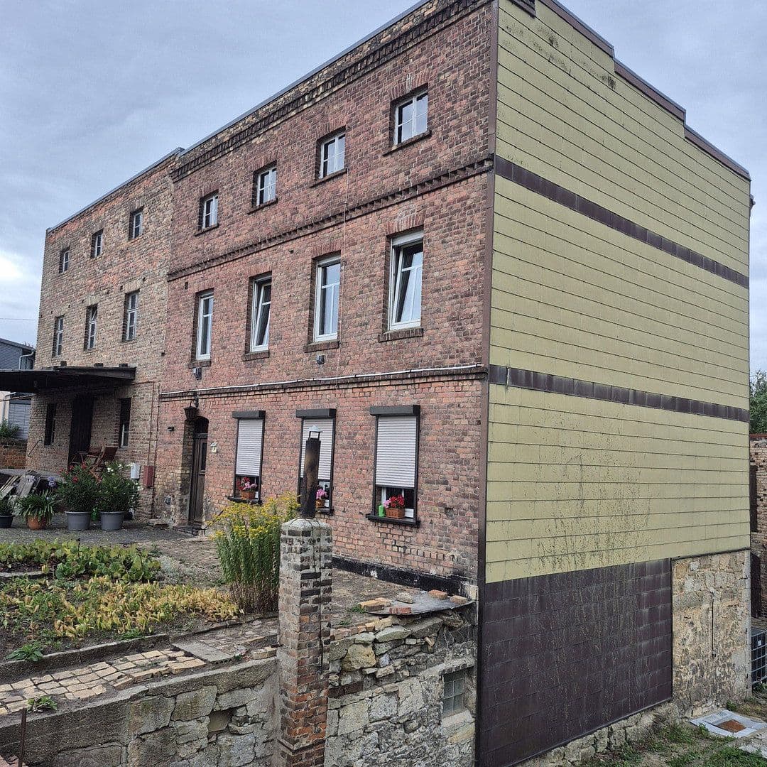 Prodej domu 140 m², pozemek 1.665 m², Göhrendorfer Str. 24, Barnstädt, Sasko-Anhaltsko Prodej domu 140 m², pozemek 1.665 m², Göhrendorfer Str. 24, Barnstädt, Sasko-Anhaltsko