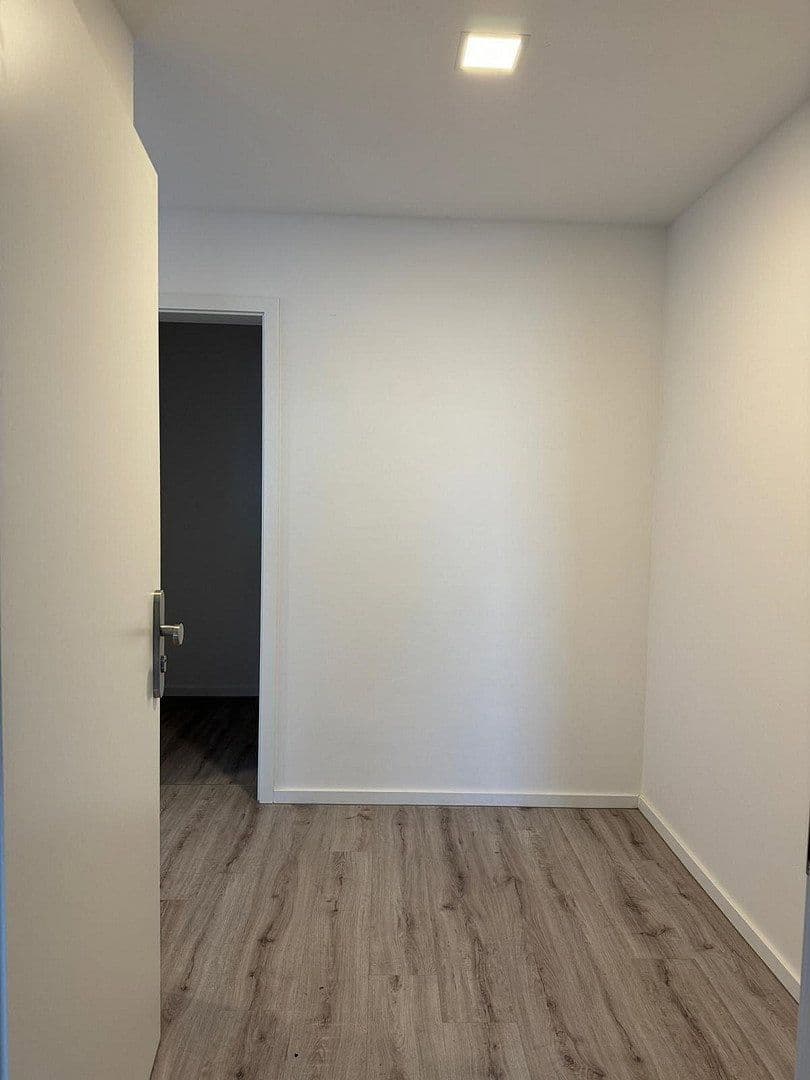 Pronájem bytu 3+1 82 m², Linnicherstr.35, Alsdorf, Severní Porýní-Vestfálsko Pronájem bytu 3+1 82 m², Linnicherstr.35, Alsdorf, Severní Porýní-Vestfálsko