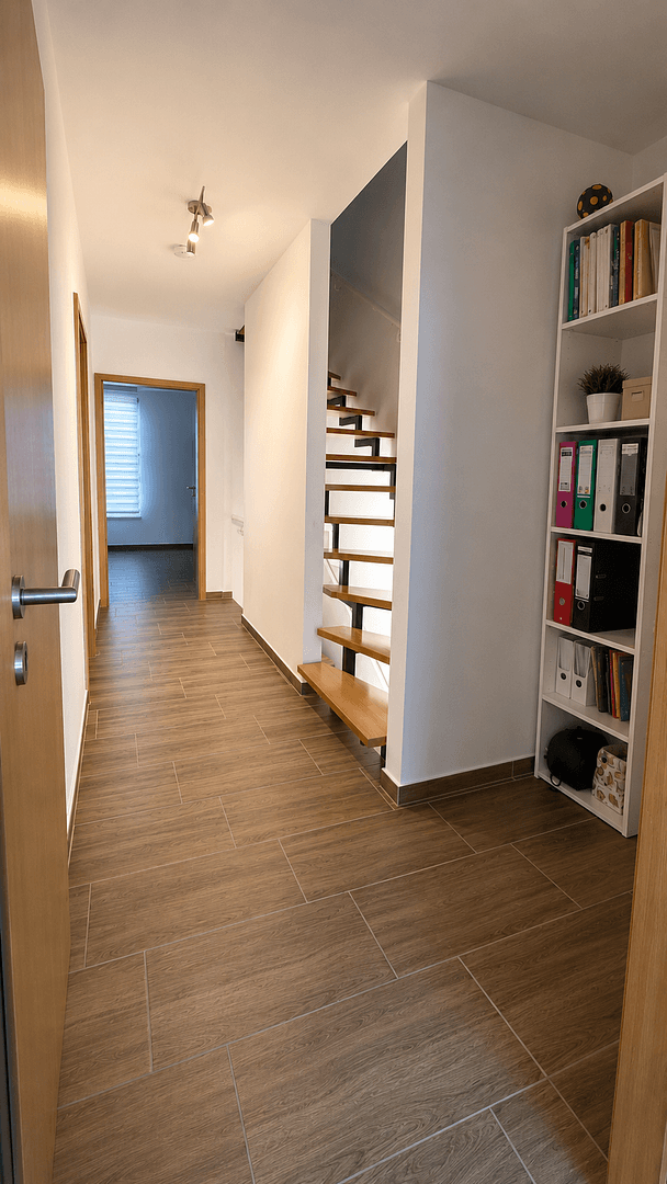 Prodej domu 145 m², pozemek 232 m², Neckarsteinach, Hessen Prodej domu 145 m², pozemek 232 m², Neckarsteinach, Hessen