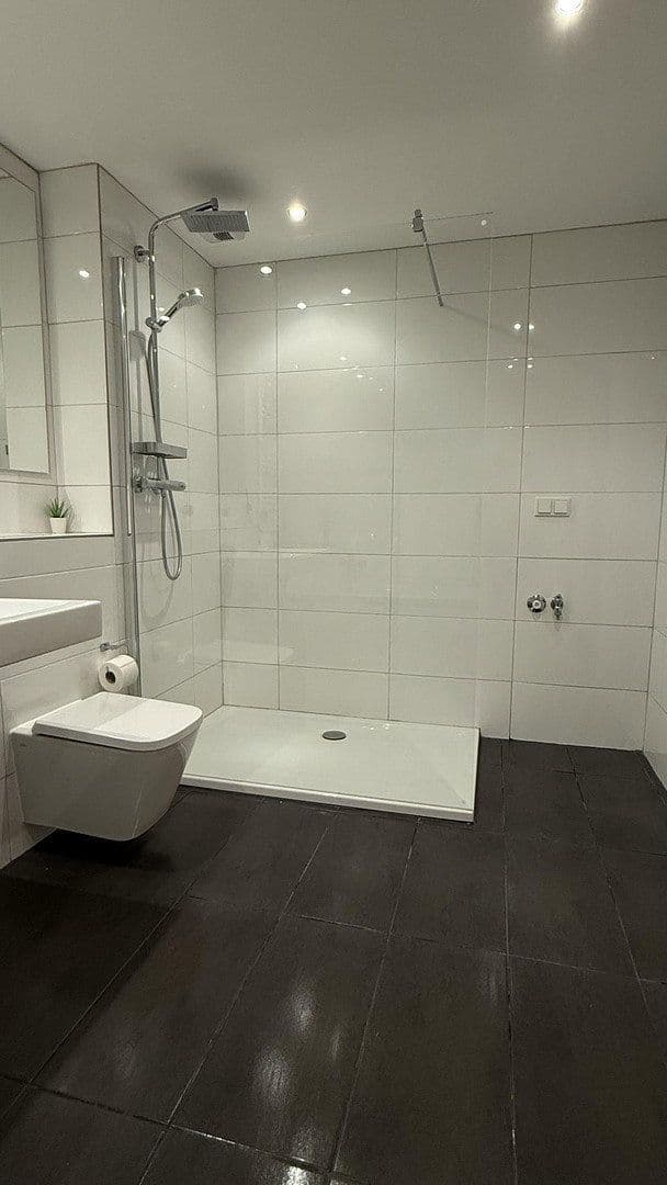 Prodej domu 145 m², pozemek 232 m², Neckarsteinach, Hessen Prodej domu 145 m², pozemek 232 m², Neckarsteinach, Hessen