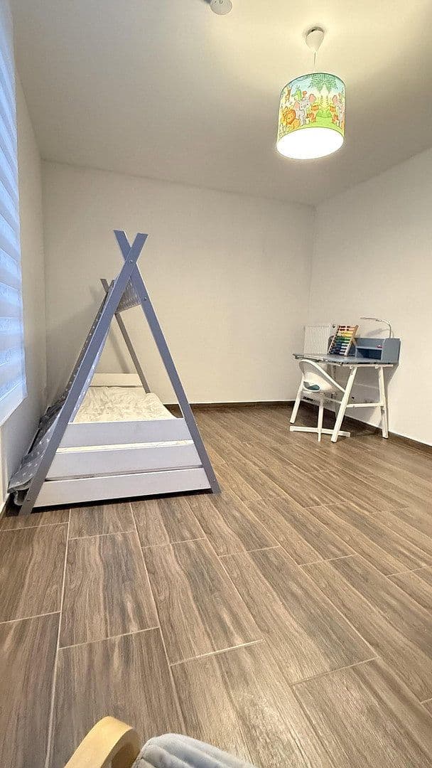 Prodej domu 145 m², pozemek 232 m², Neckarsteinach, Hessen Prodej domu 145 m², pozemek 232 m², Neckarsteinach, Hessen