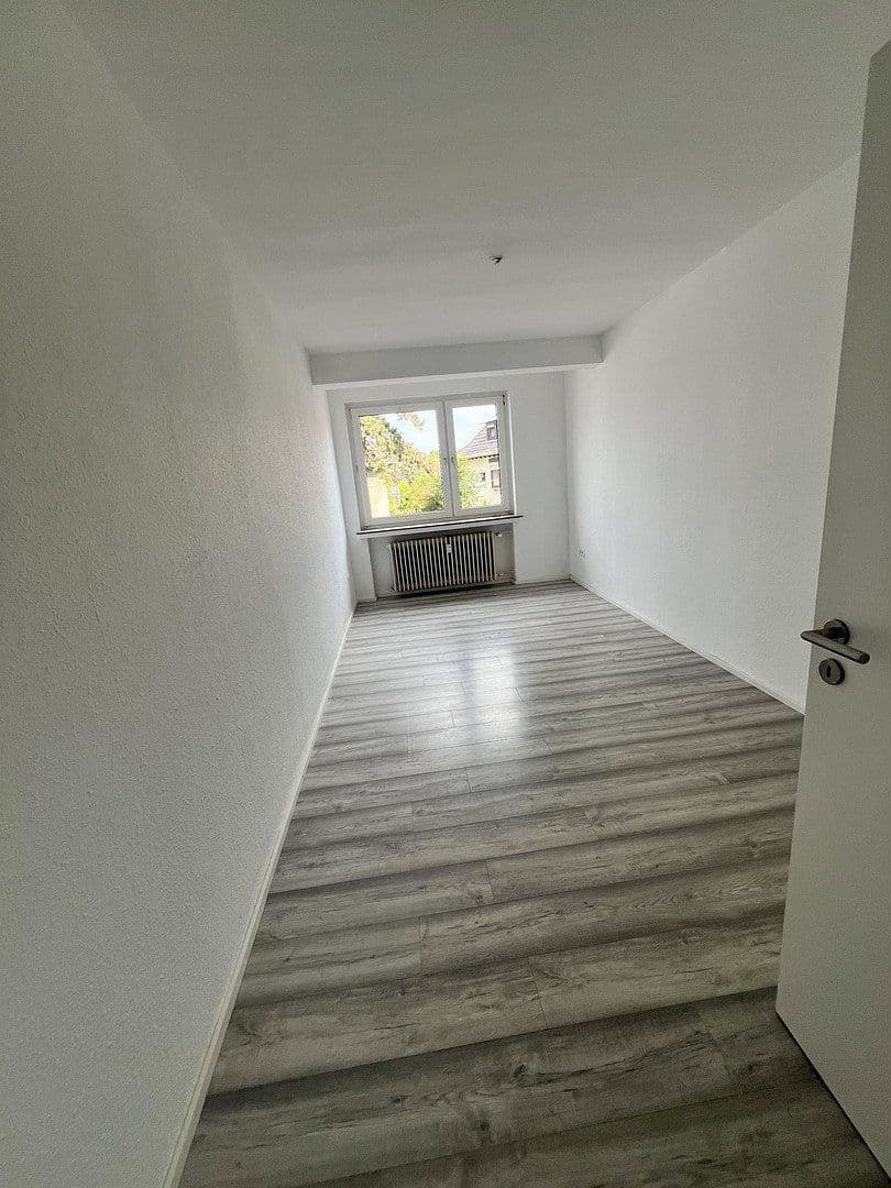 Pronájem bytu 4+1 105 m², Hofgeismar, Hessen Pronájem bytu 4+1 105 m², Hofgeismar, Hessen