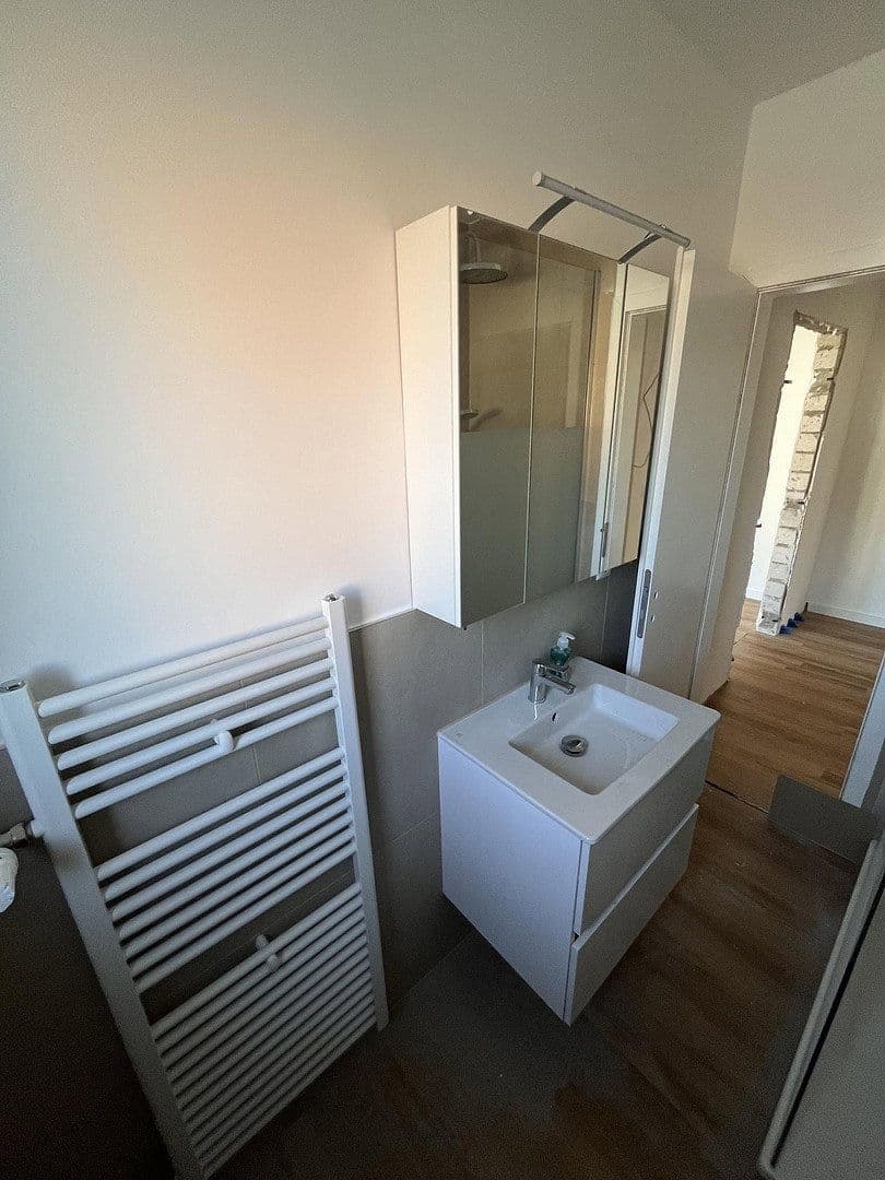Pronájem bytu 2+1 77 m², Grafschafter Straße 92a, Duisburg-Baerl, Severní Porýní-Vestfálsko Pronájem bytu 2+1 77 m², Grafschafter Straße 92a, Duisburg-Baerl, Severní Porýní-Vestfálsko