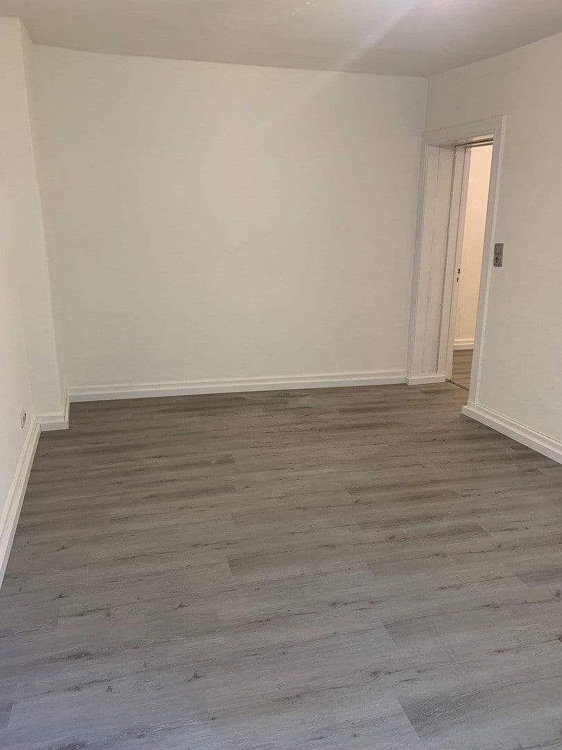 Pronájem bytu 2+1 70 m², Geniner Straße 52, Lübeck, Šlesvicko-Holštýnsko Pronájem bytu 2+1 70 m², Geniner Straße 52, Lübeck, Šlesvicko-Holštýnsko