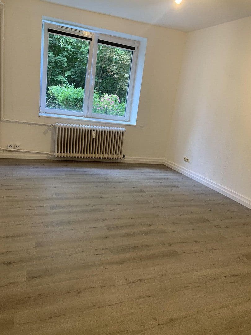Pronájem bytu 2+1 70 m², Geniner Straße 52, Lübeck, Šlesvicko-Holštýnsko Pronájem bytu 2+1 70 m², Geniner Straße 52, Lübeck, Šlesvicko-Holštýnsko
