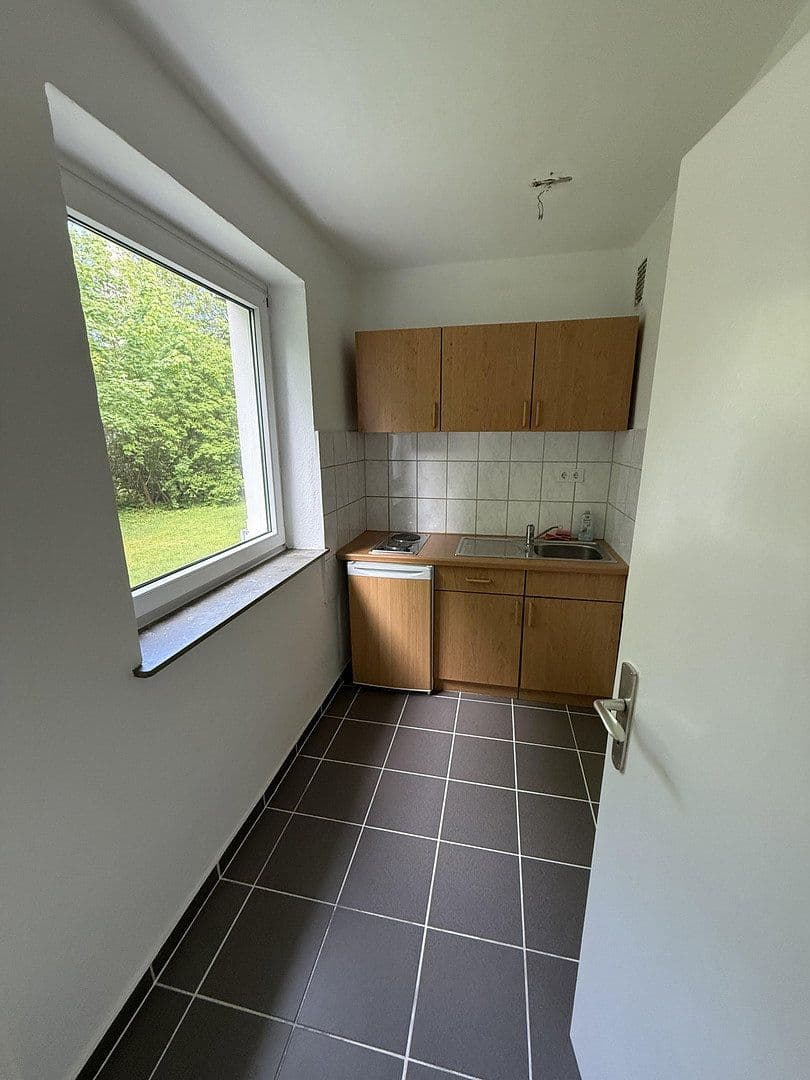 Pronájem bytu 1+1 34 m², Ernst-Reuter-Straße 7, Salzgitter - Bad, Dolní Sasko Pronájem bytu 1+1 34 m², Ernst-Reuter-Straße 7, Salzgitter - Bad, Dolní Sasko