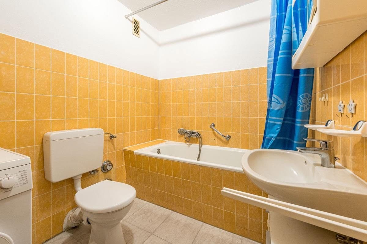 Pronájem bytu 3+1 76 m², Ziegeleiweg 4, Murg, Bádensko-Württembersko Pronájem bytu 3+1 76 m², Ziegeleiweg 4, Murg, Bádensko-Württembersko