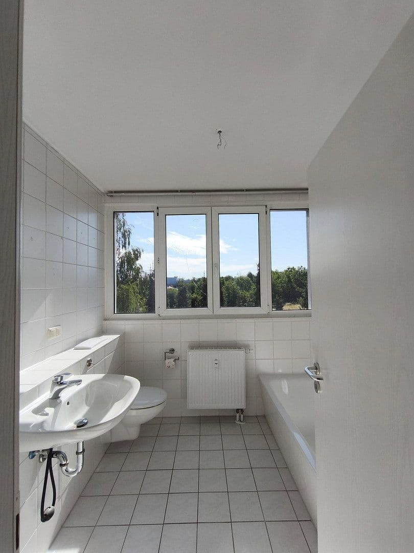 Pronájem bytu 3+1 76 m², Weißenfels, Sasko-Anhaltsko Pronájem bytu 3+1 76 m², Weißenfels, Sasko-Anhaltsko