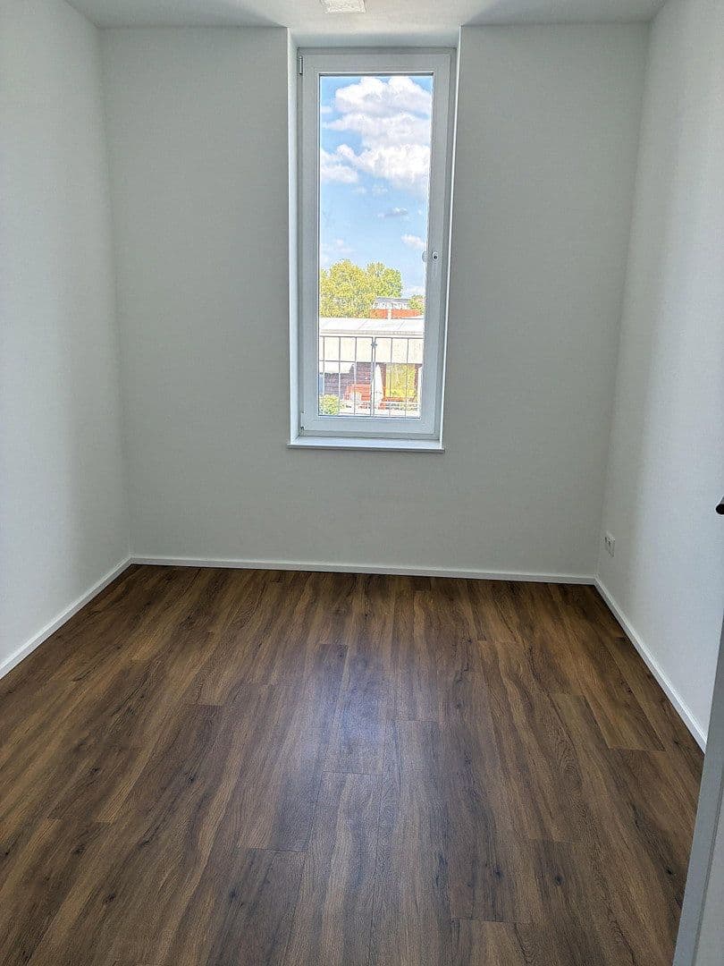 Pronájem bytu 4+1 97 m², Hamburger Landstr. 30, Wentorf bei Hamburg, Šlesvicko-Holštýnsko Pronájem bytu 4+1 97 m², Hamburger Landstr. 30, Wentorf bei Hamburg, Šlesvicko-Holštýnsko