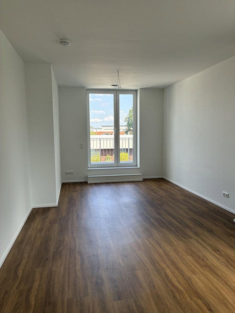 Pronájem bytu 4+1 97 m², Hamburger Landstr. 30, Wentorf bei Hamburg, Šlesvicko-Holštýnsko Pronájem bytu 4+1 97 m², Hamburger Landstr. 30, Wentorf bei Hamburg, Šlesvicko-Holštýnsko