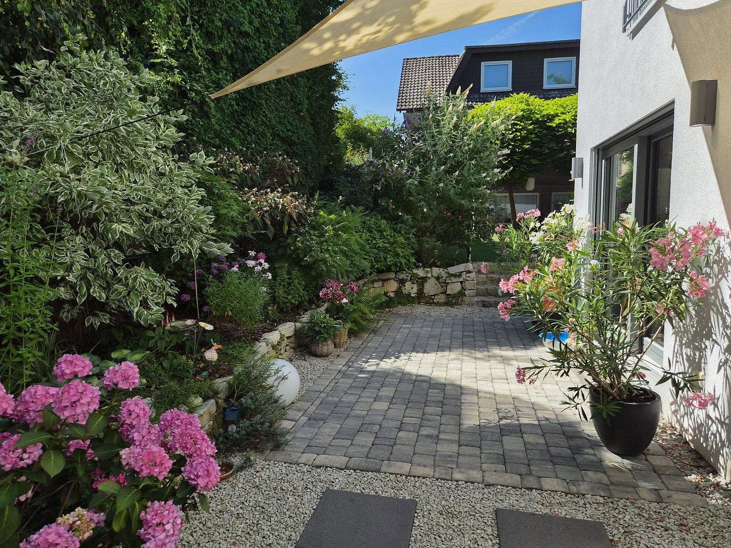 Prodej domu 116 m², pozemek 313 m², Bad Homburg vor der Höhe, Hessen Prodej domu 116 m², pozemek 313 m², Bad Homburg vor der Höhe, Hessen