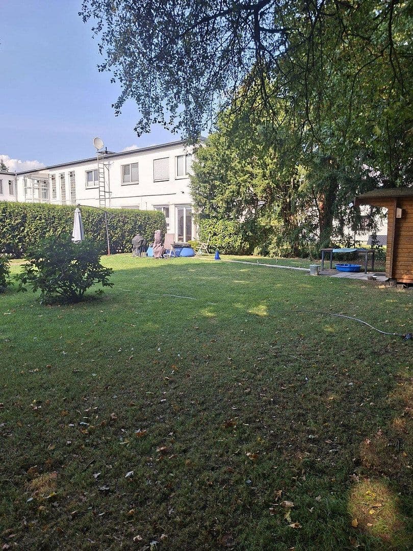 Pronájem bytu 3+1 130 m², Niedenstraße 13, Hilden, Severní Porýní-Vestfálsko Pronájem bytu 3+1 130 m², Niedenstraße 13, Hilden, Severní Porýní-Vestfálsko